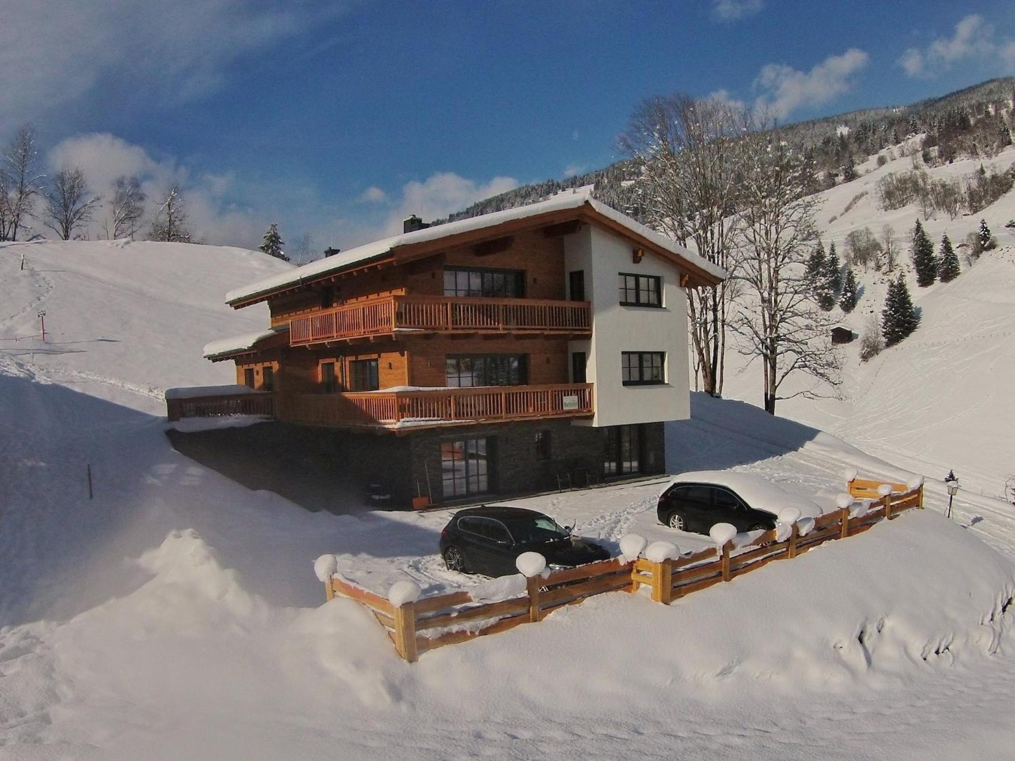 Modern Chalet With Sauna Near Ski Area In Saalbach Hinterglemm Salzburgerland Екстериор снимка