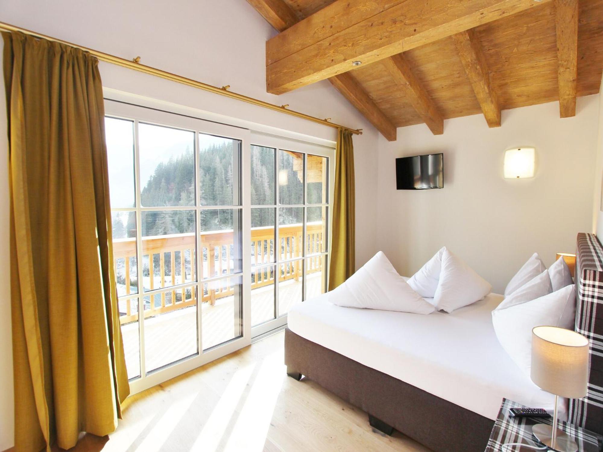 Modern Chalet With Sauna Near Ski Area In Saalbach Hinterglemm Salzburgerland Екстериор снимка